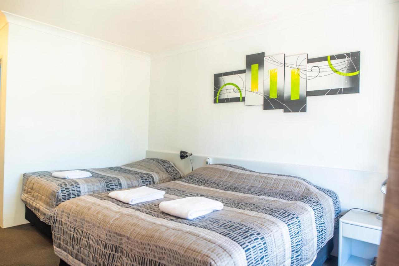Sutherland Motel ภายนอก รูปภาพ